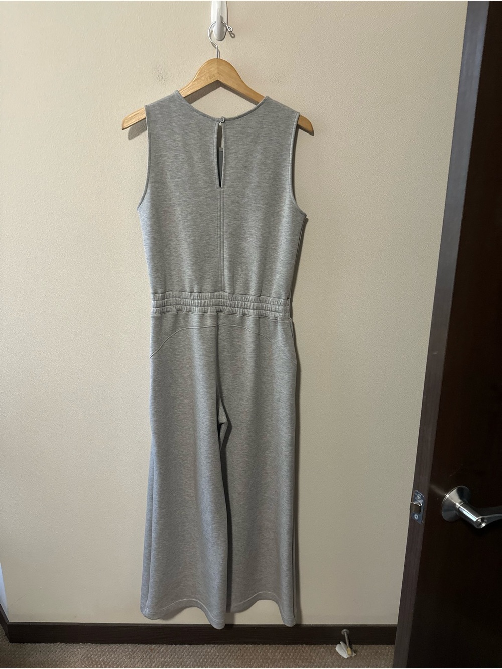 SPANX AIRESSENTIALS wide leg sleeveless jumpsuit Heather grey sz L Petite 50282Q - Picture 3 of 10